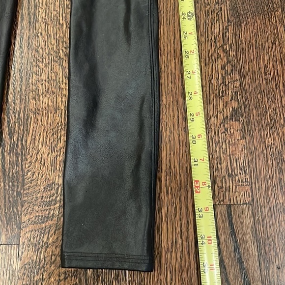 SPANX Faux Leather Leggings XS - Picture 8 of 9